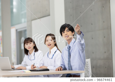 Medical staff having a meeting Medical staff having a meeting 96674461