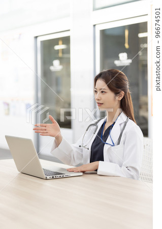 female doctor female doctor 96674501