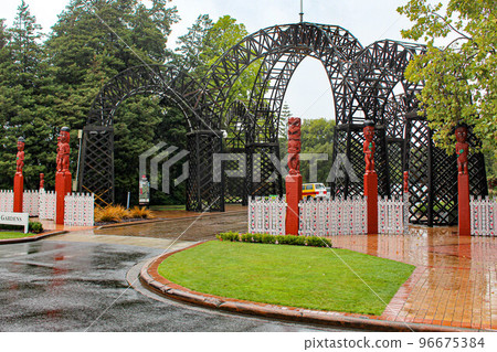 [羅托魯瓦]政府花園紀念碑 96675384