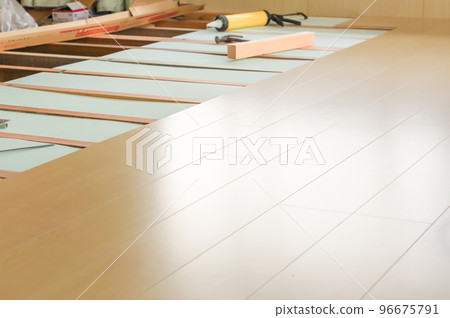 Flooring carpentry work Flooring carpentry work 96675791