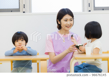 Nursery school, snacks, complementary meals Nursery school, snacks, complementary meals 96676145