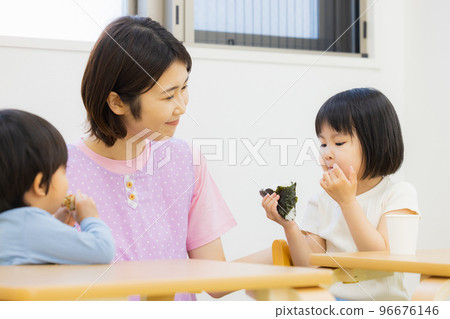 幼兒園、零食、輔食 幼兒園、零食、輔食 96676146