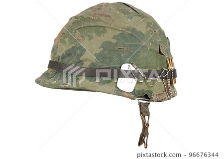 US Army helmet Vietnam war period with camouflage cover and dog tags US Army helmet Vietnam war period with camouflage cover and dog tags 96676344