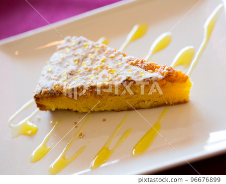 Almond pie Tarta de Santiago 96676899