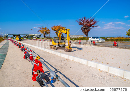 努力增加主幹道 17 號國道上武道下行方向的車道數 2022.11 a-2 高飽和度 96677376
