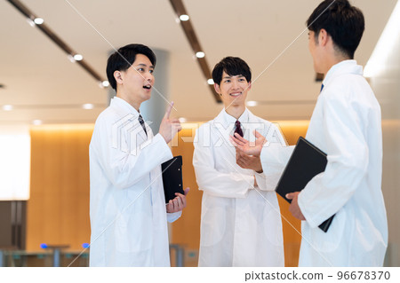 Medical doctor research business man photography cooperation "LINK FOREST" Medical doctor research business man photography cooperation "LINK FOREST" 96678370