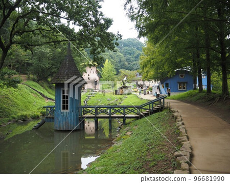 Tobe Jansson Akebono兒童森林公園 96681990