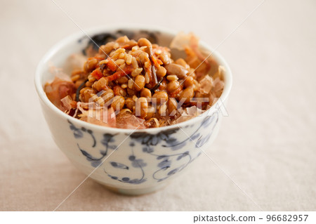 健康納豆小碗 96682957