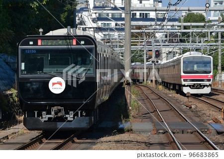 Black Yamanote Line E235 Series Tou 15 formation and 209 Series 500 series Keyo 34 formation Keiyo Line Black Yamanote Line E235 Series Tou 15 formation and 209 Series 500 series Keyo 34 formation Keiyo Line 96683865
