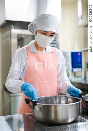 young female cook 96686301