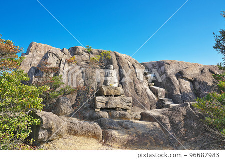 【從龍泉寺眺望（白瀧山頂）】廣島縣三原市小泉町 96687983