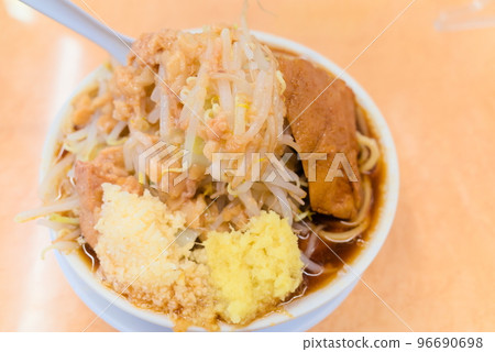 Heaping Jiro ramen Heaping Jiro ramen 96690698