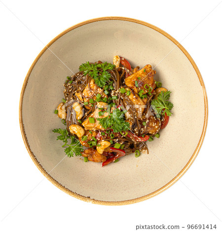 Portion of soba noodles wok with chicken Portion of soba noodles wok with chicken 96691414