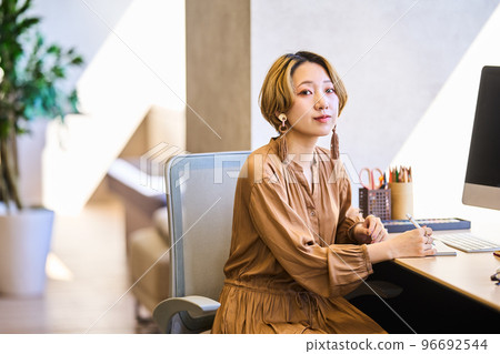 年輕的生活方式 年輕的生活方式 96692544