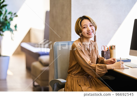 年輕的生活方式 年輕的生活方式 96692545