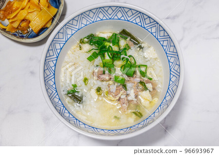 Rice porridge after meat soup 96693967