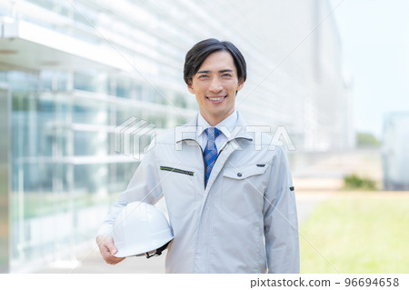 Portrait of man in work clothes 96694658