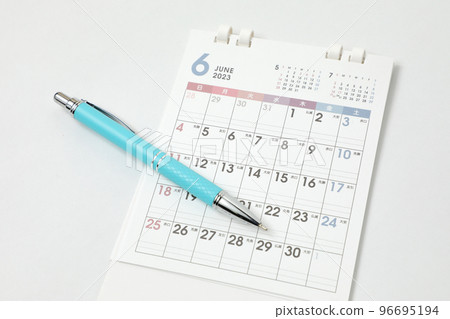 Calendars, stationery, management, plans, pens, ballpoint pens, writing utensils, stationery, schedules, desktop calendars 96695194