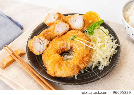 Meat-wrapped onion ring fries Meat-wrapped onion ring fries 96695829