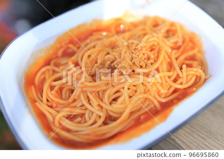 番茄醬意大利面 96695860