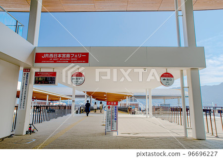 A ferry terminal that crosses over to Miyajima, one of the three most scenic spots in Japan 96696227