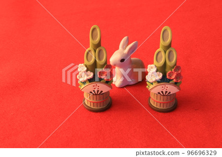 兔年新年形象 96696329