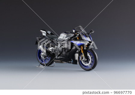 Plastic model 1/12scale Yamaha YZF-R1M Plastic model 1/12scale Yamaha YZF-R1M 96697770