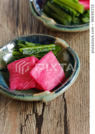Hohei turnip and pickled nozawana, Nagawa, Matsumoto City, Nagano Prefecture 96698358