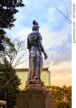Heisei Guze Kannon at Tsurumi Sojiji Temple Heisei Guze Kannon at Tsurumi Sojiji Temple 96700680