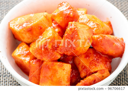 Yam kimchi. 96706617