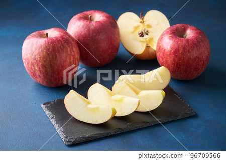 Cut Apple Sanfuji Cut Apple Sanfuji 96709566