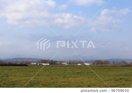 Scenery with farms in the Tokachi region of Hokkaido Scenery with farms in the Tokachi region of Hokkaido 96709630