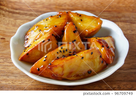 大學生小吃 96709749