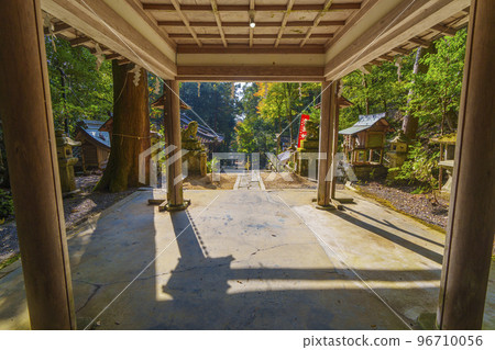 Sudou Shrine Main Hall (Kamitakano, Sakyo Ward, Kyoto City) Sudou Shrine Main Hall (Kamitakano, Sakyo Ward, Kyoto City) 96710056