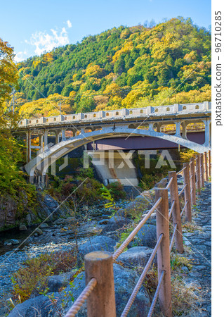 Watarase Bridge, Watarase River, Nikko Ashio, Autumn scenery 96710285