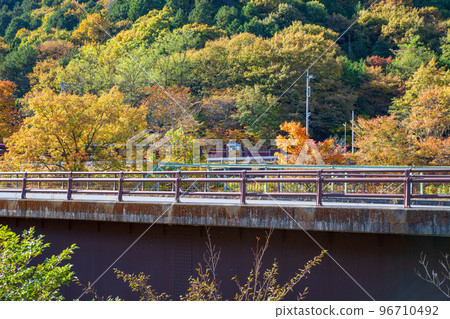 渡良瀨川 Shin Watarase Bridge Nikko Ashio 秋景 渡良瀨川 Shin Watarase Bridge Nikko Ashio 秋景 96710492
