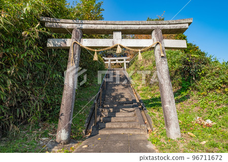 Sasabuku Shrine Torii Ishihara, Hirose Town, Yasugi City, Shimane Prefecture 96711672