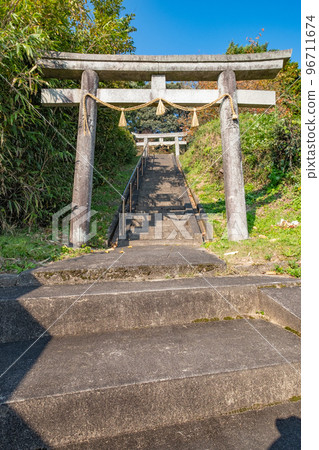 Sasabuku Shrine Torii Ishihara, Hirose Town, Yasugi City, Shimane Prefecture 96711674