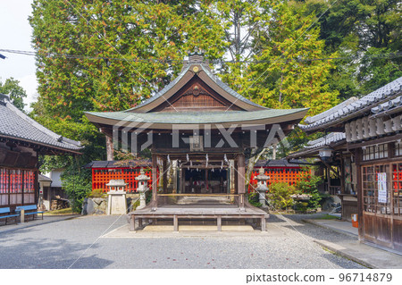 Miyake Hachiman Shrine Worship Hall (Kamitakano, Sakyo Ward, Kyoto City) Miyake Hachiman Shrine Worship Hall (Kamitakano, Sakyo Ward, Kyoto City) 96714879