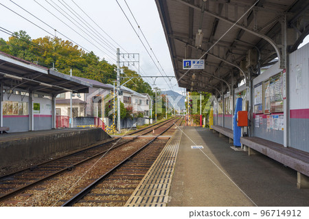 睿山電車八幡前站月台（京都市左京區上高野） 96714912