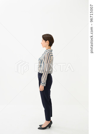 臥式女性肖像 96715007