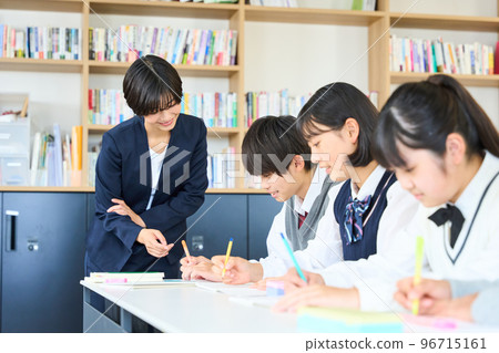 初中生學習、教師指導、中考 96715161