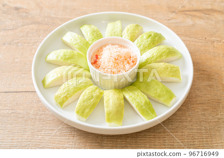 Guava Dip with Chili and Salt 96716949