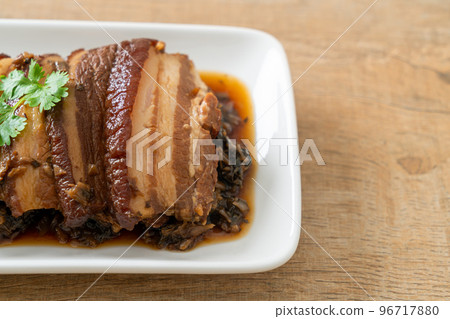 Steam Belly Pork With Swatow Mustard Cubbage Recipes or Mei Cai Kou Rou Steam Belly Pork With Swatow Mustard Cubbage Recipes or Mei Cai Kou Rou 96717880