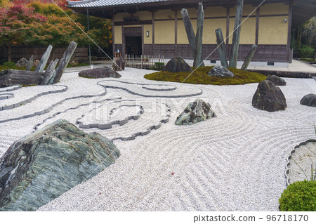 Yuko-ji Temple Yusansui Oolong Garden Yuko-ji Temple Yusansui Oolong Garden 96718170