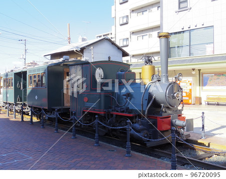 道後溫泉站的少爺電車（愛媛縣松山市） 96720095