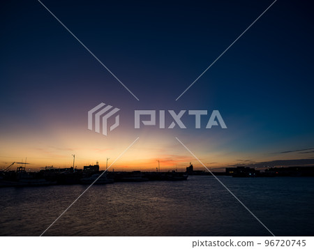 Hsinchu fishing port under sunset 96720745