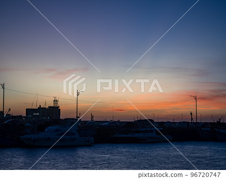 Hsinchu fishing port under sunset 96720747
