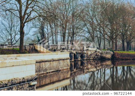 Old castle stone bridge Chambord Castle Old castle stone bridge Chambord Castle 96722144