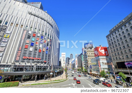 大阪府禦堂筋(國道 176 號線)和 LINKS 梅田 大阪府禦堂筋(國道 176 號線)和 LINKS 梅田 96722307